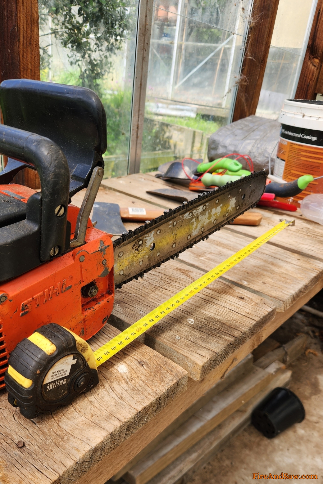 how do you measure the length of a chainsaw bar