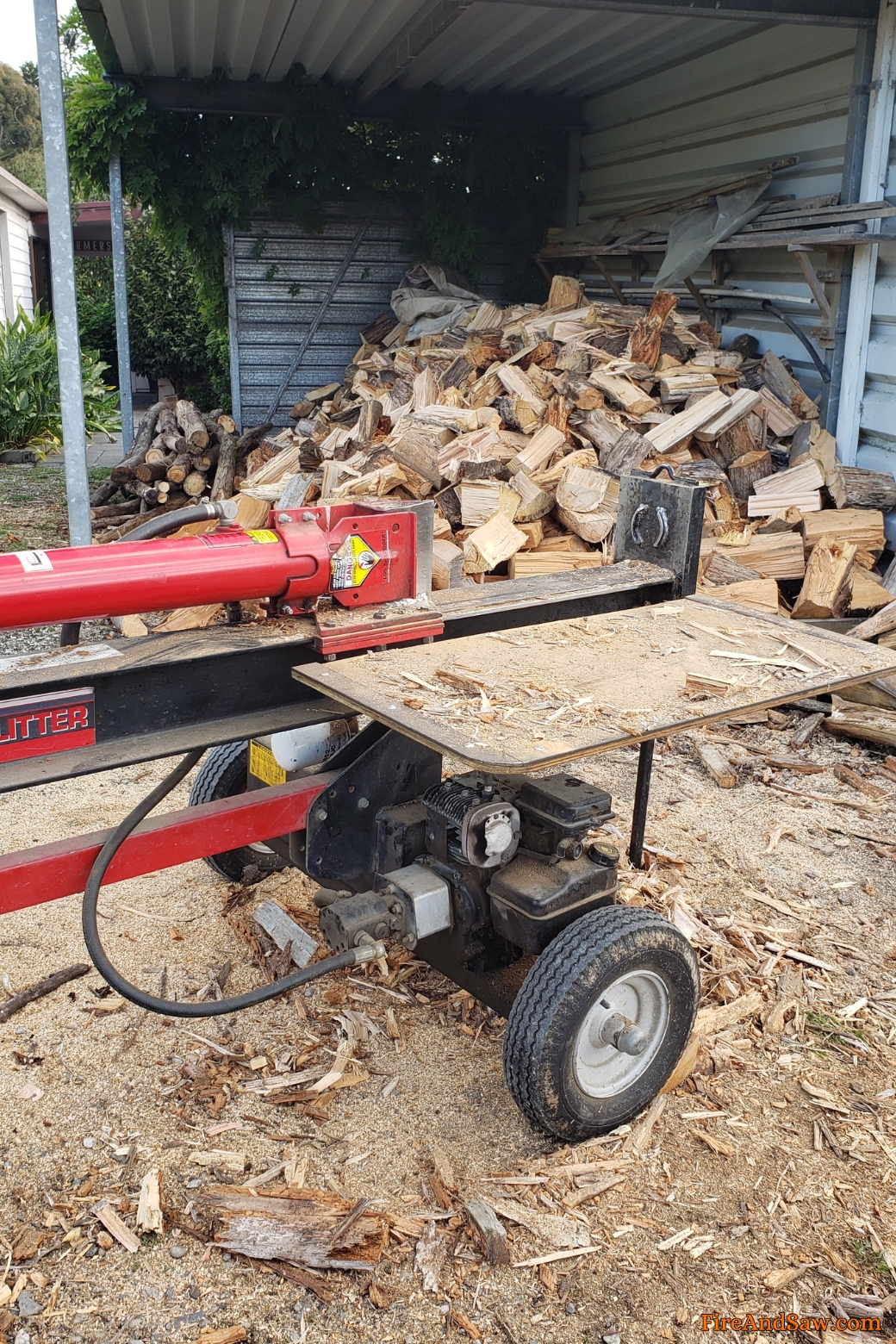 10 BEST Uses For Sawdust How To Use Sawdust Around Home