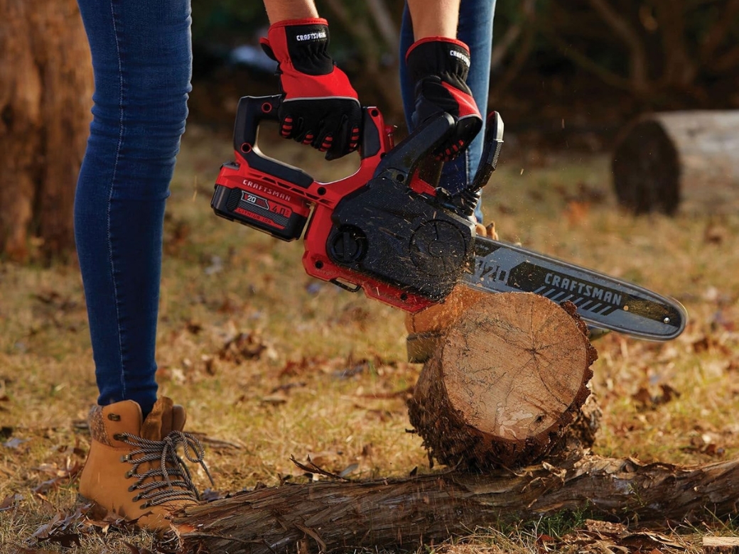 5 BEST Craftsman Chainsaws Battery Vs Gas Vs Electric