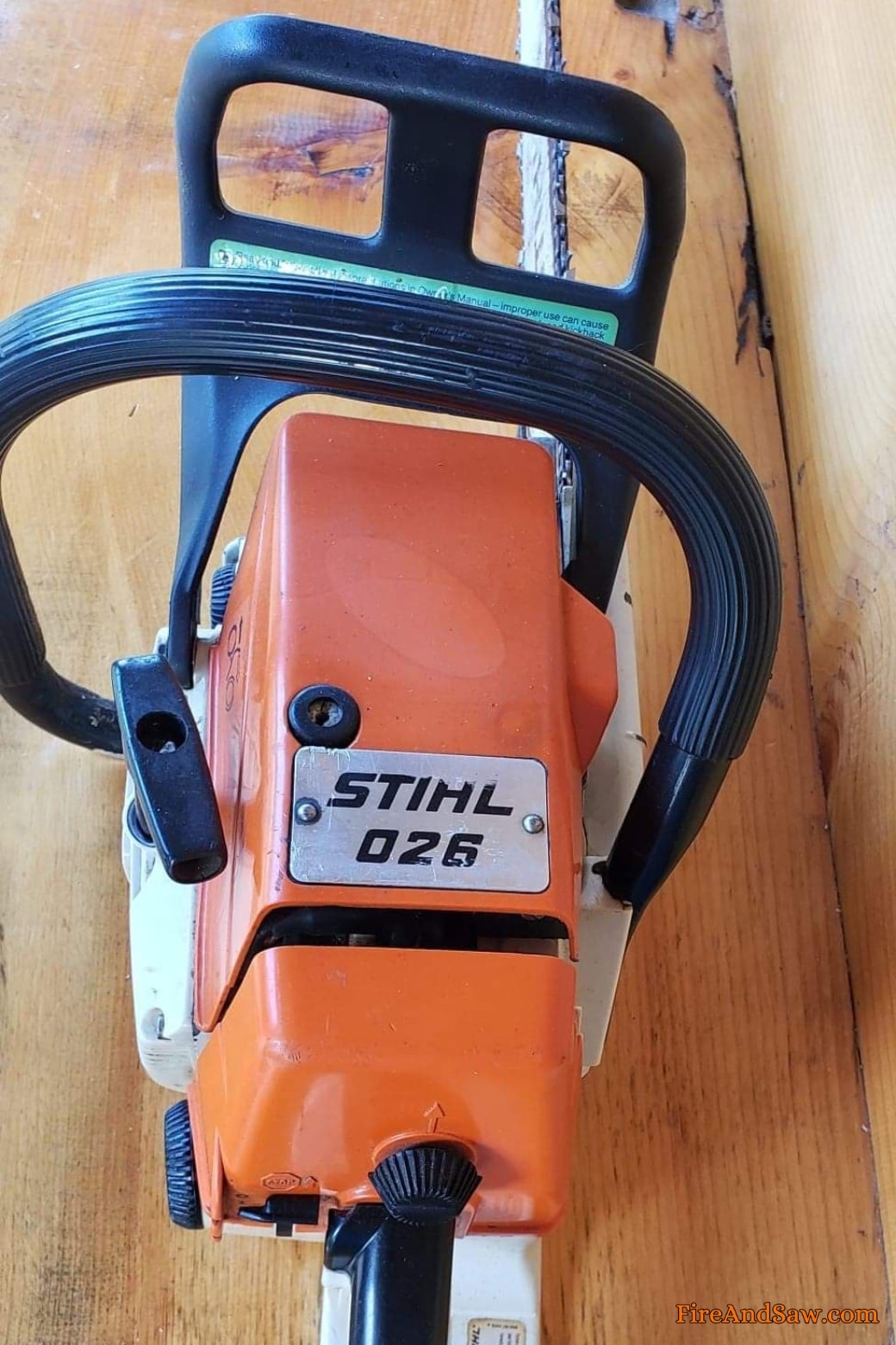 Stihl 026 chainsaw specs features