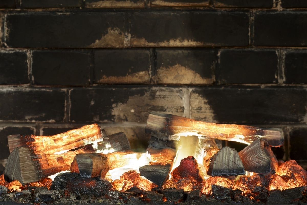 how to clean fireplace brick