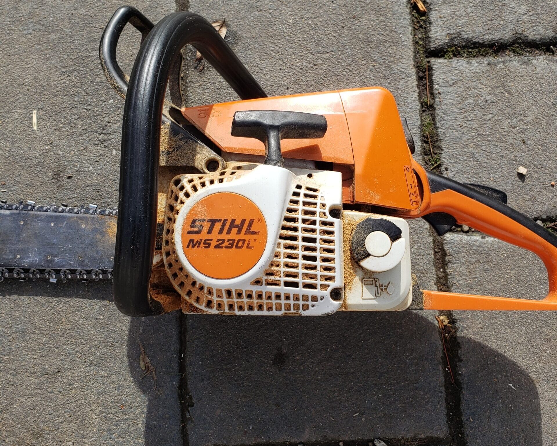 Image of Stihl MS 230 chainsaw on Amazon website