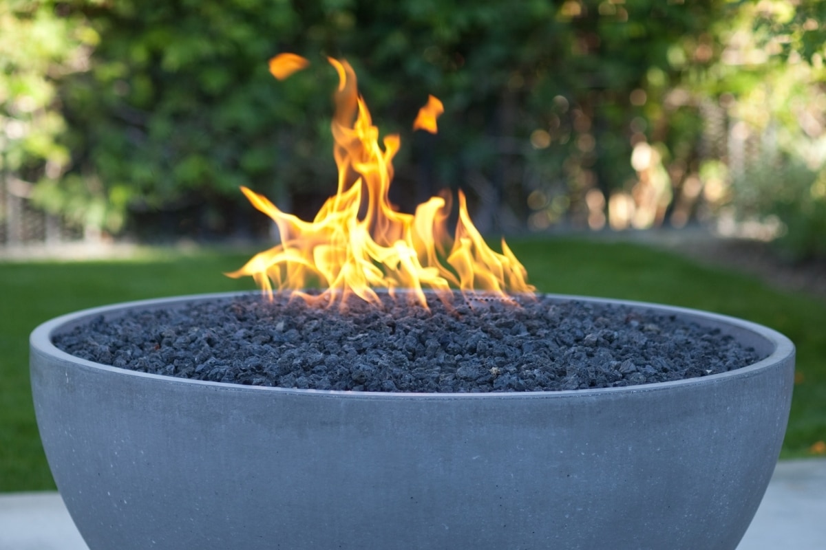 What Is Fire Glass Find The Best, How Much Fire Pit Glass Do I Need