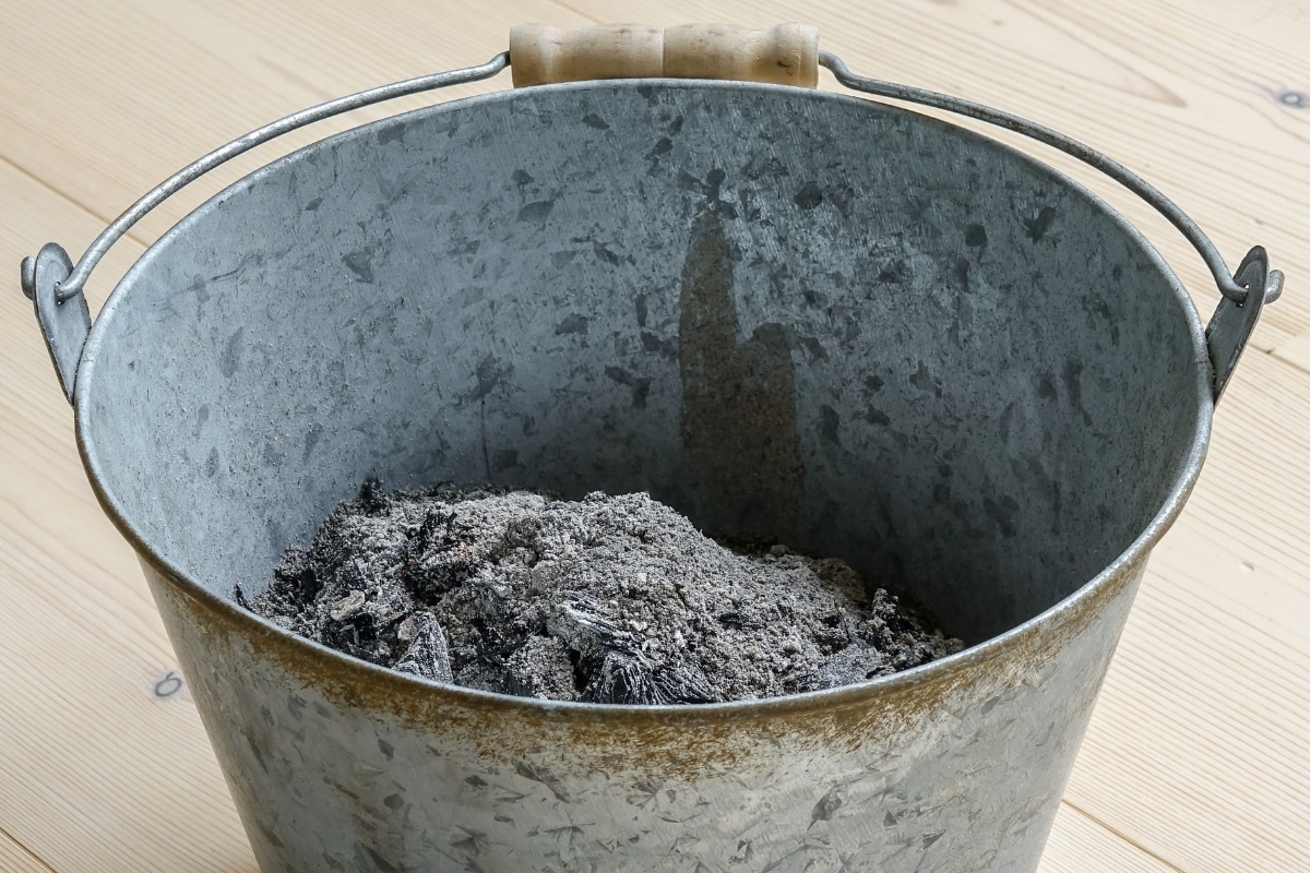 best uses for fireplace ash
