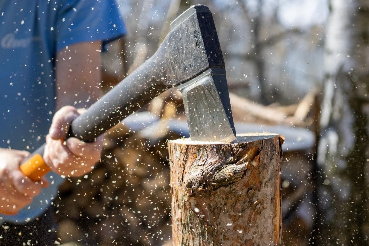 best axe for splitting firewood