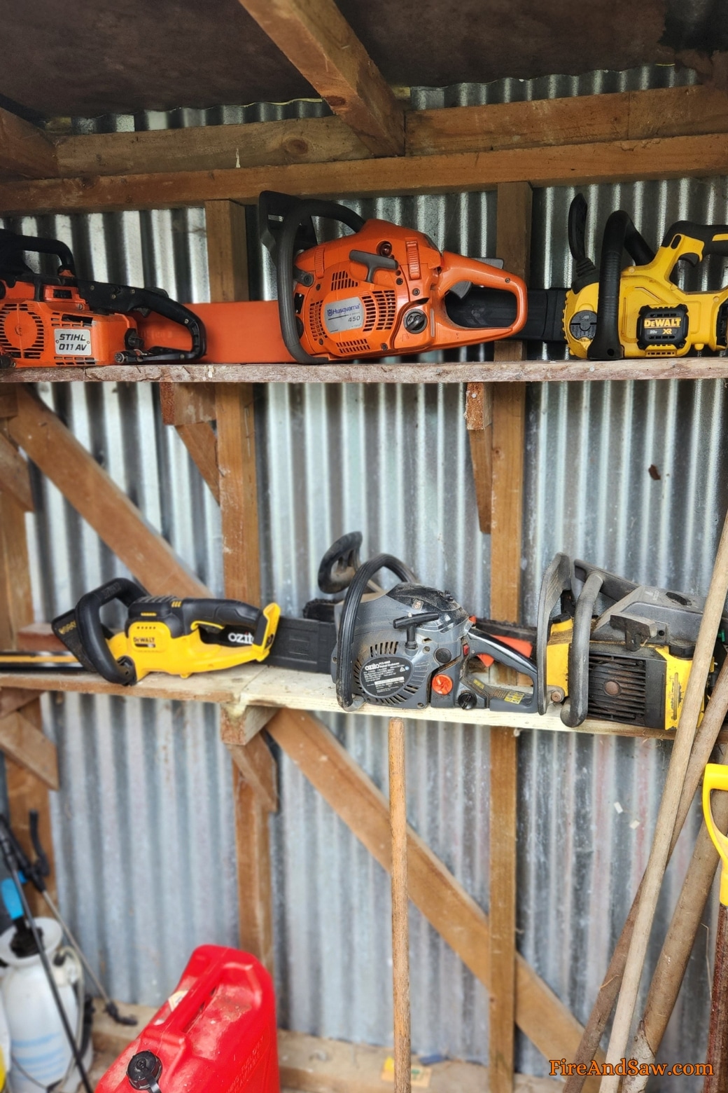 best way to store chainsaws