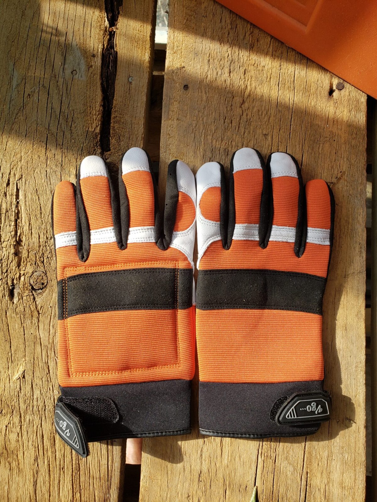 vgo chainsaw gloves