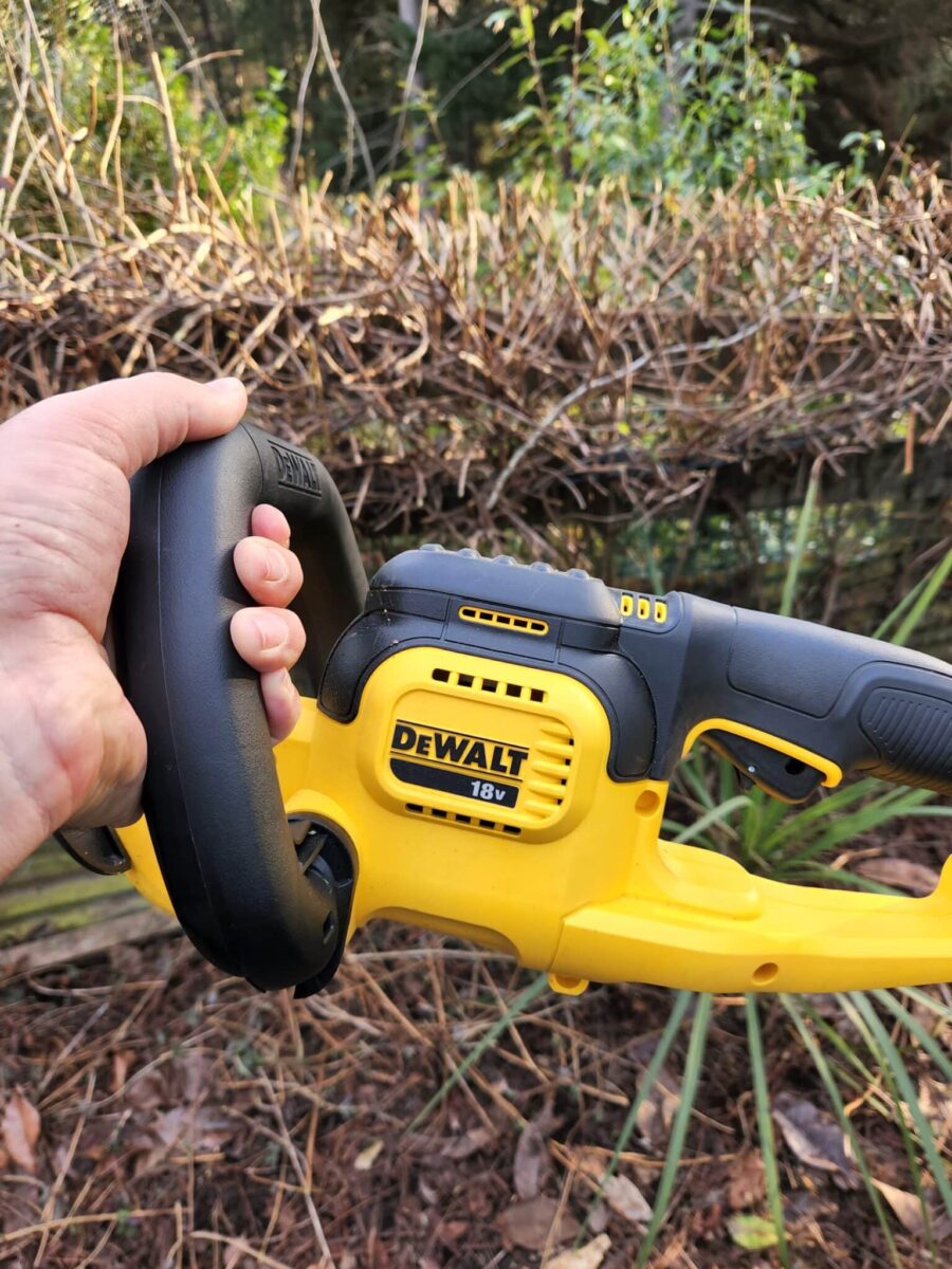 My Thoughts After Using The Dewalt Hedge Trimmer Review 2024