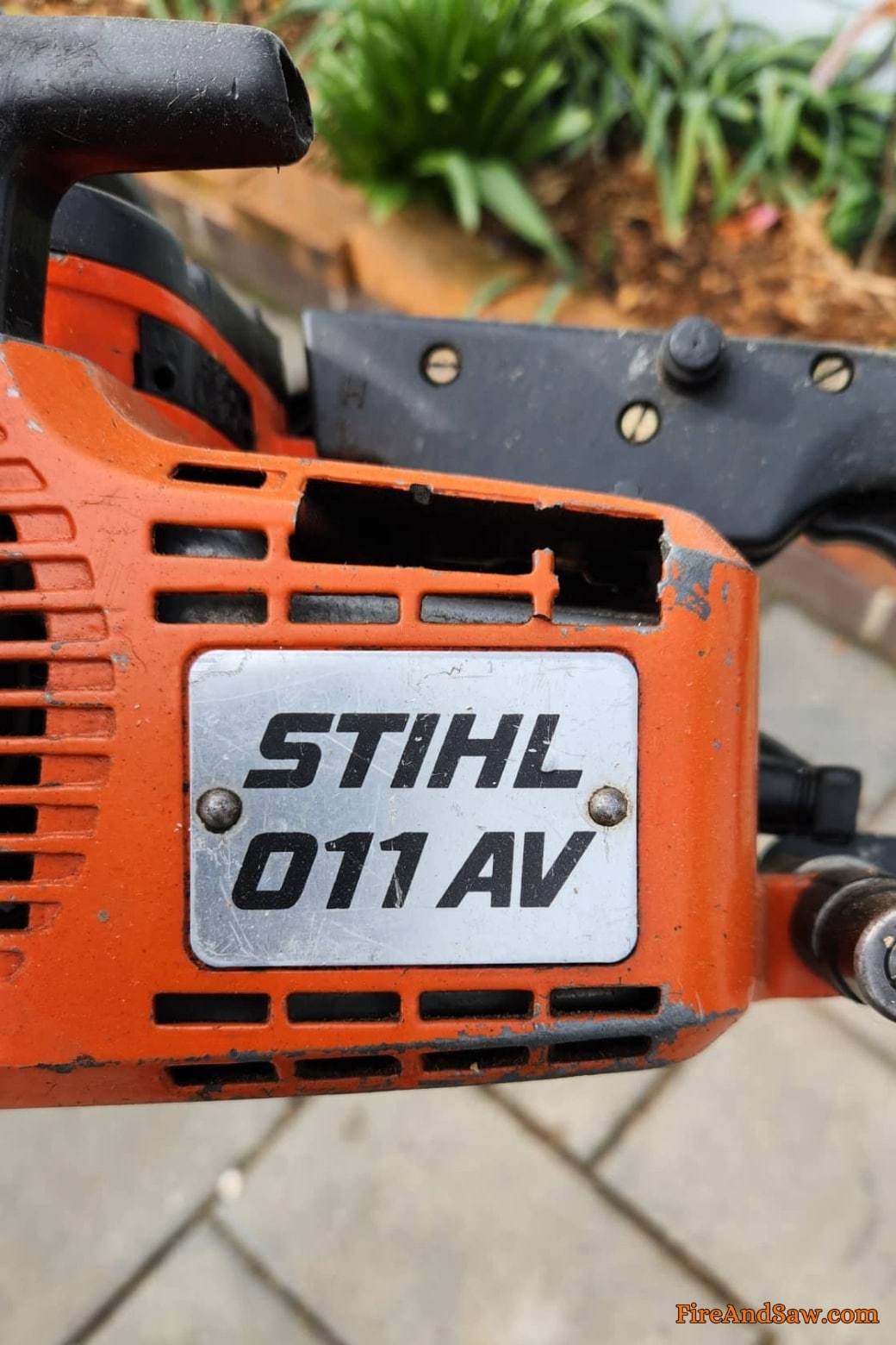 what does av mean on stihl chainsaws