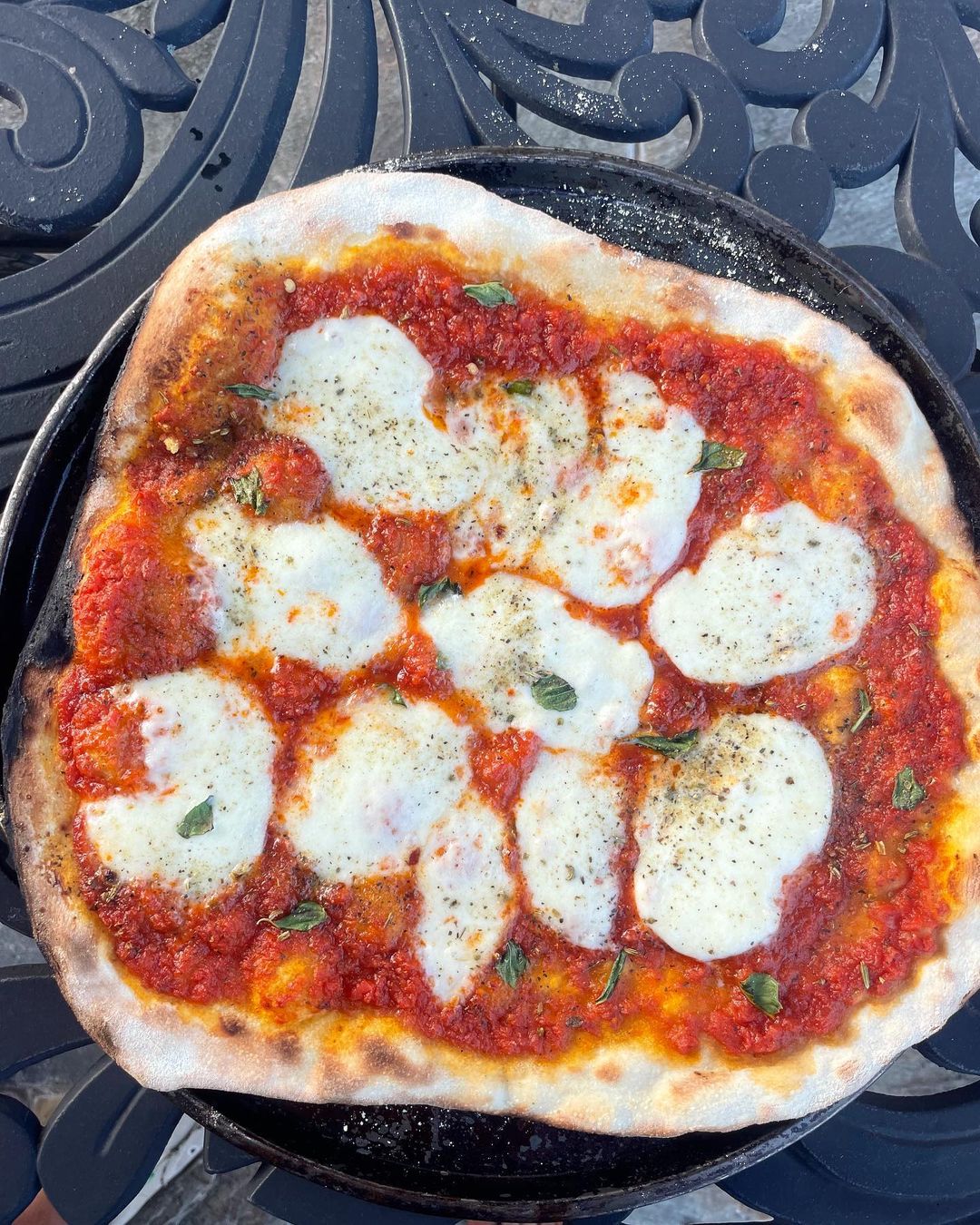 make real italian pizzas