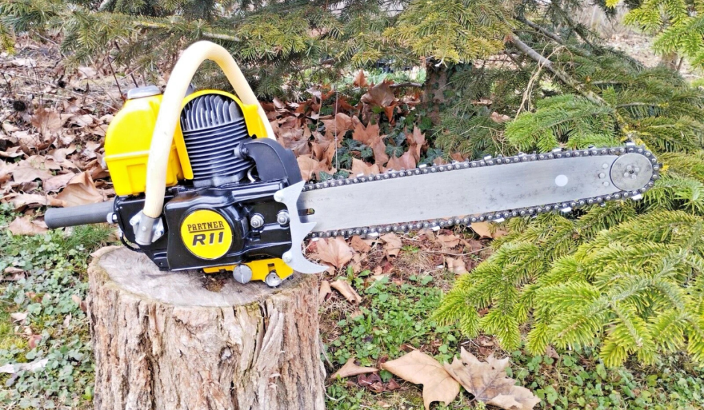 Vintage Partner R11 Chainsaw Overview, Specs, and History